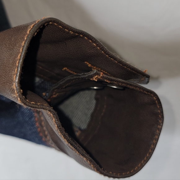 Women's vintage Old Navy brand jean jacket - Picture 4 of 15